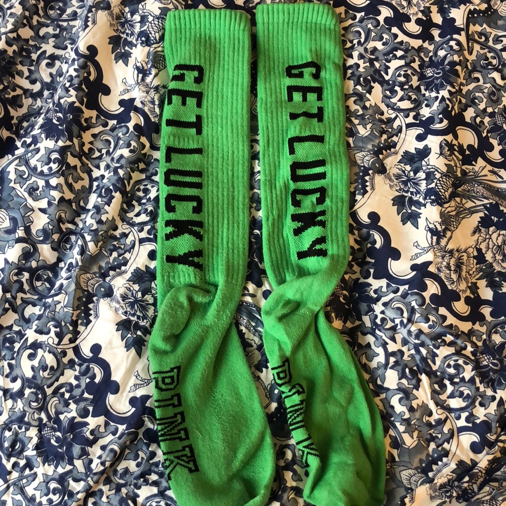 Get lucky 🍀 crew socks from PINK